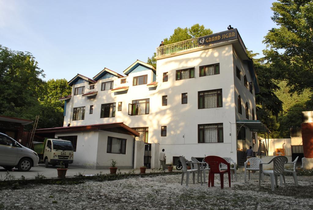 Hotel Grand Jigar Сринагар Экстерьер фото